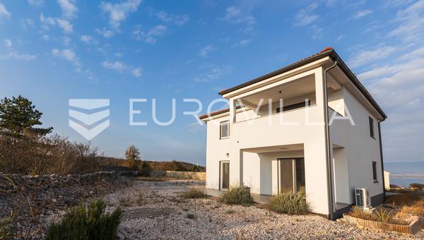 Vrbnik, bahçeli 152 m² ev