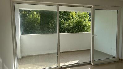Otok Rab, Palit, dvoetažni apartman s velikom terasom, 400 m od mora