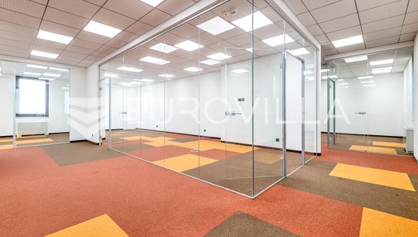 Zagreb, Laniste, möblerad kontorslokal 202 m²
