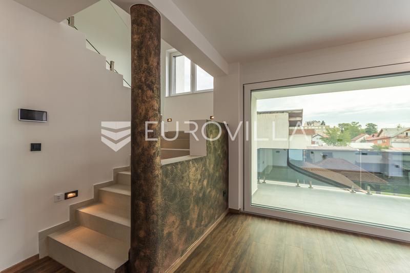 Varaždin, Centro de la ciudad - Ático en una nueva promoción, 140,88 m² - 6