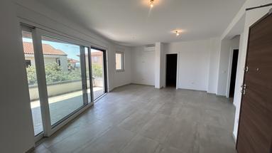 Pag, Mandre, apartamento de 3 habitaciones de 98 m² en el 1er piso, OBRA NUEVA cerca del mar, S3