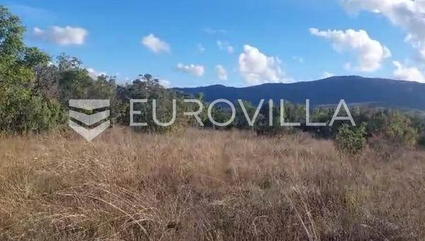 Donje Ogorje, Radunić, poljoprivredno zemljište s potencijalom za OPG, 18.000 m²