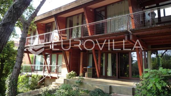 Istria, Rovinj, ainutlaatuinen 362 m² huvila huippusijainnilla vain 150 metrin päässä merestä