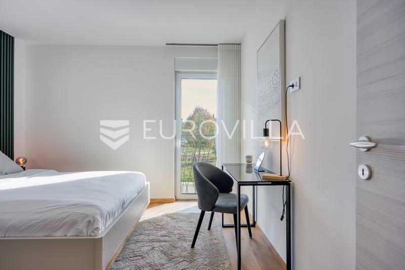 Pula, Valdebek, modern appartement in een nieuw gebouw met twee slaapkamers en twee parkeerplaatsen - 9