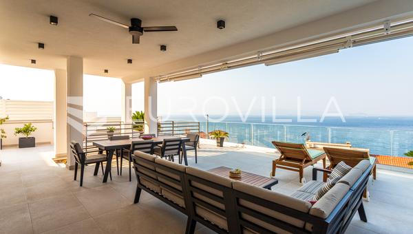 Okrug Donji, egyedi villa panorámás tengeri kilátással