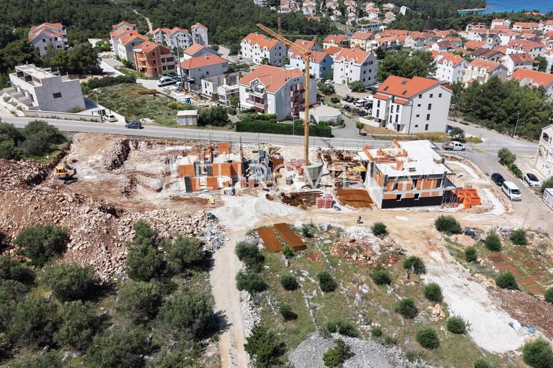 Brač, Supetar'da, birinci katta deniz manzaralı iki yatak odalı daire - 24