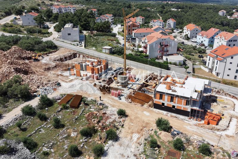 Brač, Supetar'da, birinci katta deniz manzaralı iki yatak odalı daire - 25