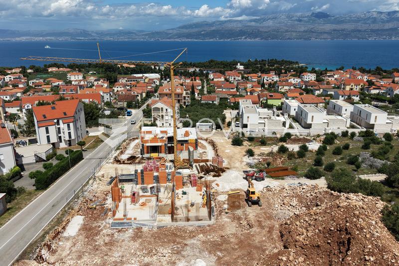 Brač, Supetar'da, birinci katta deniz manzaralı iki yatak odalı daire - 28