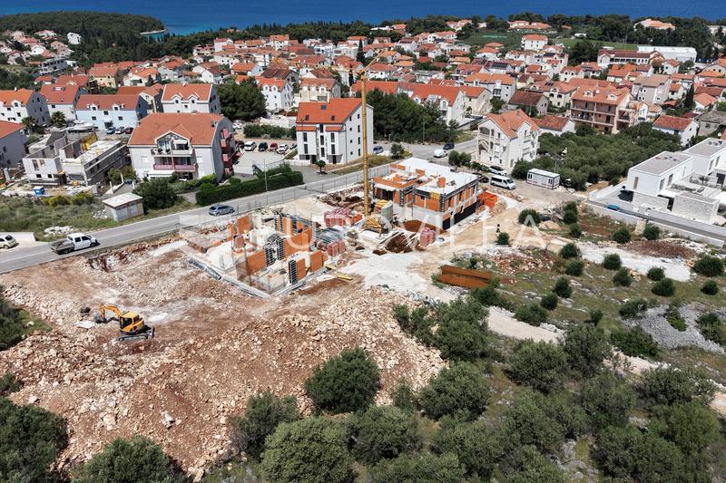 Brač, Supetar'da, birinci katta deniz manzaralı iki yatak odalı daire - 23