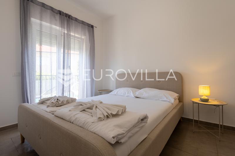 Istra, Pula, stan s bazenom, odlična prilika za investiciju i odmor - 7