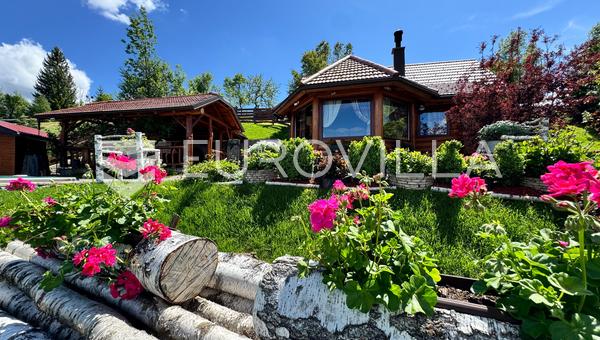 Gorski Kotar, Kupjak exklusivt hus med jacuzzi, wellnessavdelning, 200 m², pool
