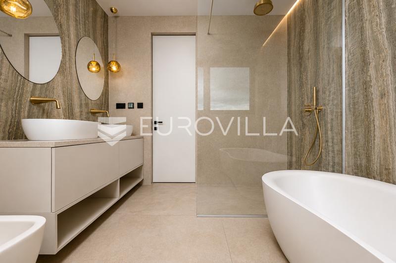 Kostrena, Rozici, eksklusiv 200 m² penthouse med panoramaudsigt over havet - 10