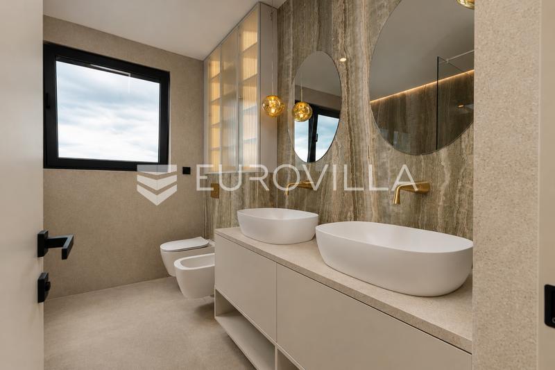 Kostrena, Rozici, eksklusiv 200 m² penthouse med panoramaudsigt over havet - 9