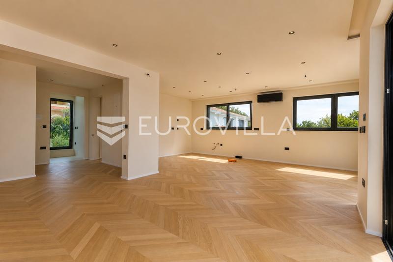 Kostrena, Rozici, eksklusiv 200 m² penthouse med panoramaudsigt over havet - 5