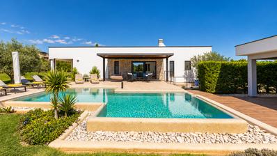 Istria, Medulin - Villa di lusso con piscina e ampio terreno