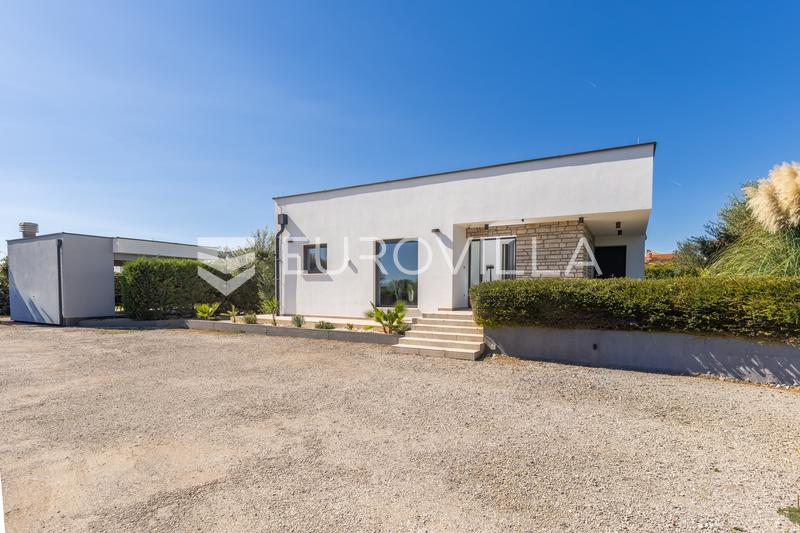 Istria, Medulin - Villa di lusso con piscina e ampio terreno - 45