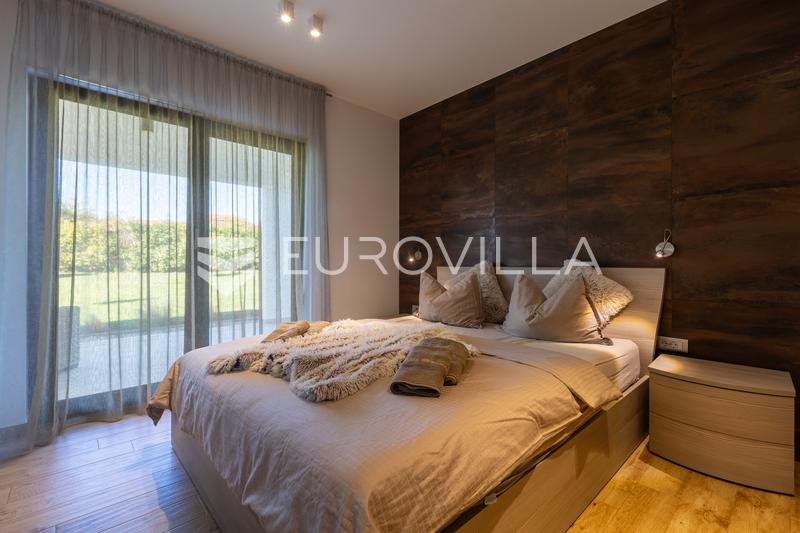 Istria, Medulin - Villa di lusso con piscina e ampio terreno - 39