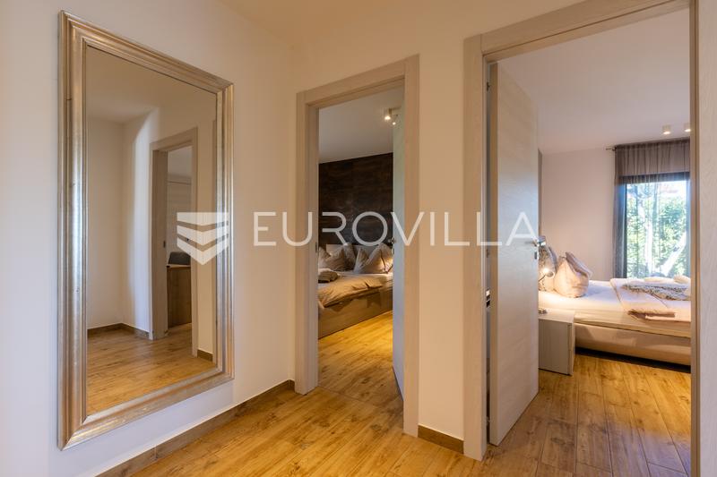 Istria, Medulin - Villa di lusso con piscina e ampio terreno - 23