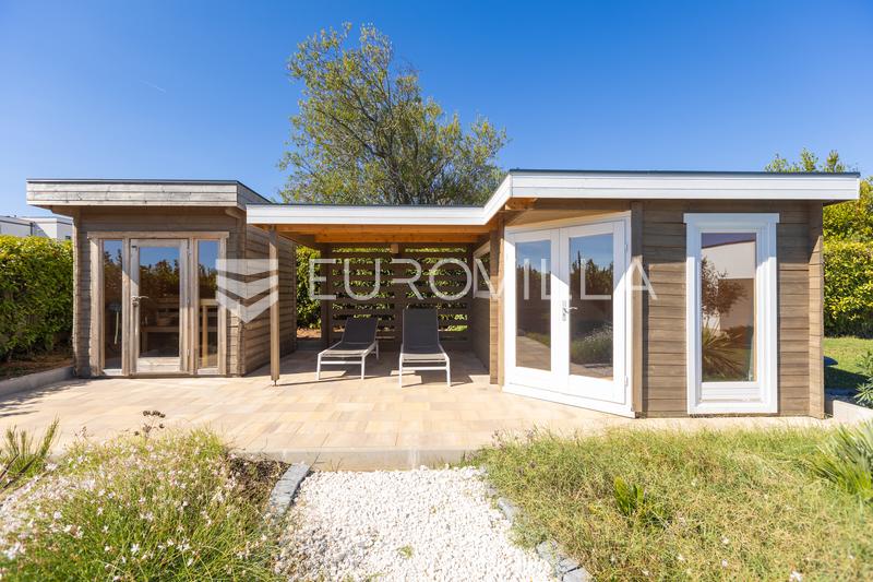 Istria, Medulin - Villa di lusso con piscina e ampio terreno - 12