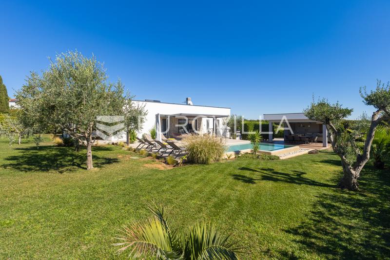 Istria, Medulin - Villa di lusso con piscina e ampio terreno - 44