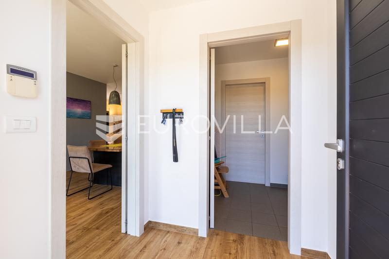 Istria, Medulin - Villa di lusso con piscina e ampio terreno - 32