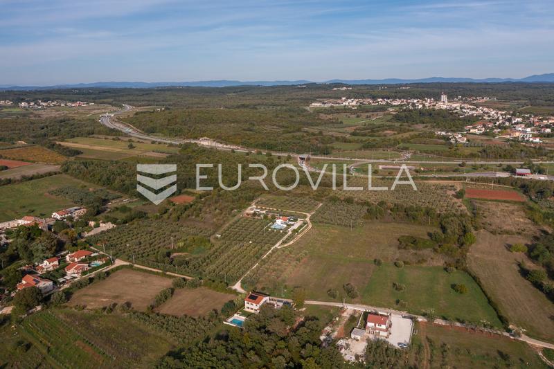 Istra, Višnjan, prekrasna kamena vila s bazenom u mirnom prirodnom okruženju - 56