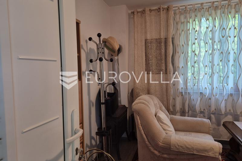 Zagreb, Čučerje, počitniška hiša 46 m² na parceli 2.139 m². - 9
