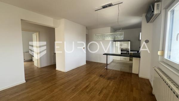 Zagreb, Sveti duh, three bedroom apartment with parking