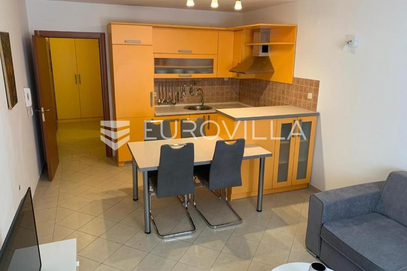 Trogir, ready-to-move-in one-bedroom apartment in the second row from the sea - 2