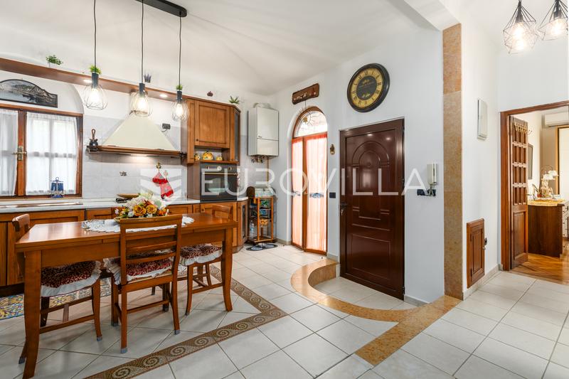 Pula, Kastanjer, Stanovanje s prostorno teraso velikosti 24 m² - 7