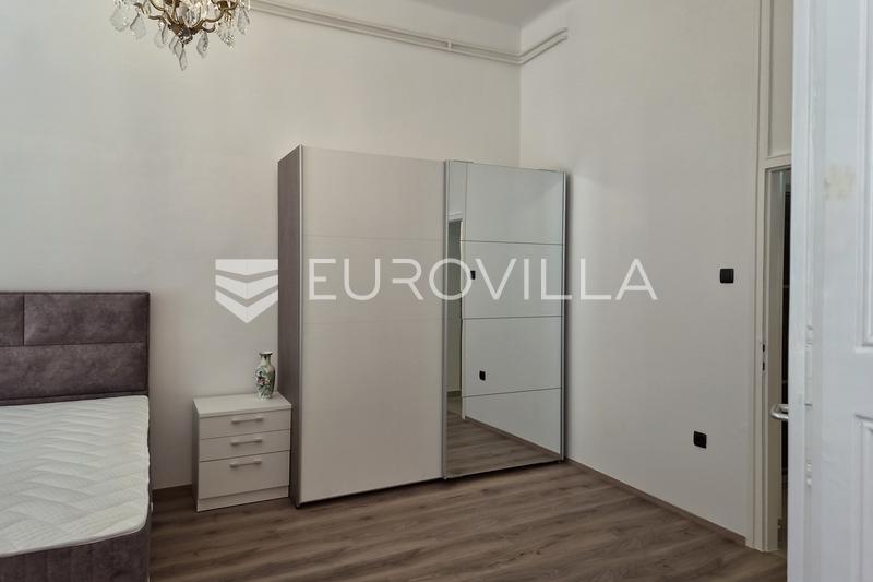 Zagreb, Center, Dalmatinska ulica, dvosobno stanovanje 86 m², drugo nadstropje - 8