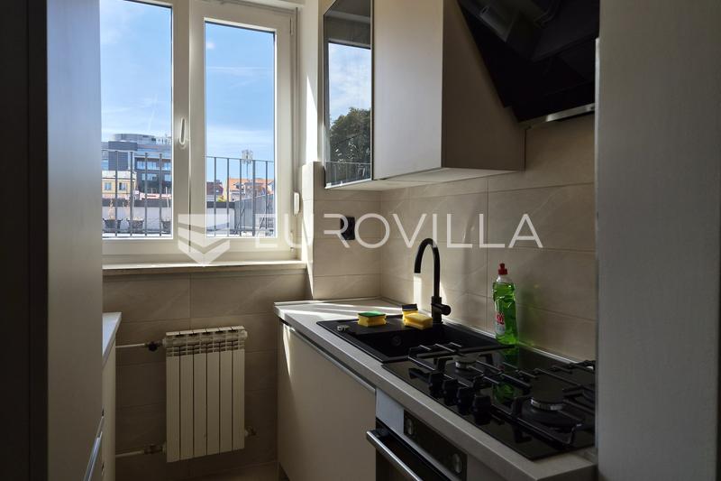 Zagreb, Center, Dalmatinska ulica, dvosobno stanovanje 86 m², drugo nadstropje - 14