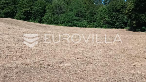Дуга Реса, Печурково Брдо, участок под застройку 4400 м2, тихое местоположение