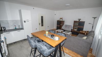 Đakovo, Sjever, dvije kuće sa poslovnim prostorom 250 m2