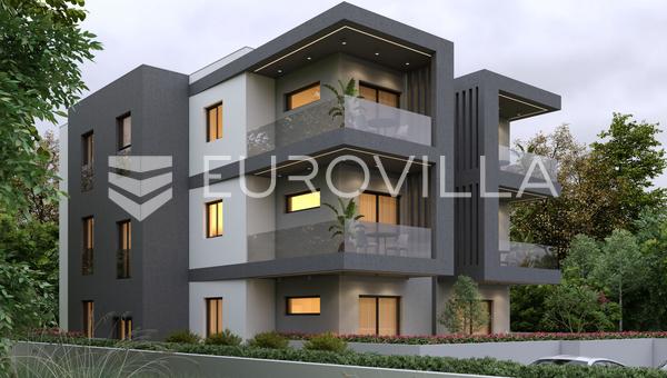 Istria, Premantura - lujoso apartamento de tres habitaciones, 67,20 m² - a 500 m del mar