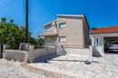 Split, Kamen, samostojeća kuća ukupne bruto površine 492 m² - 1