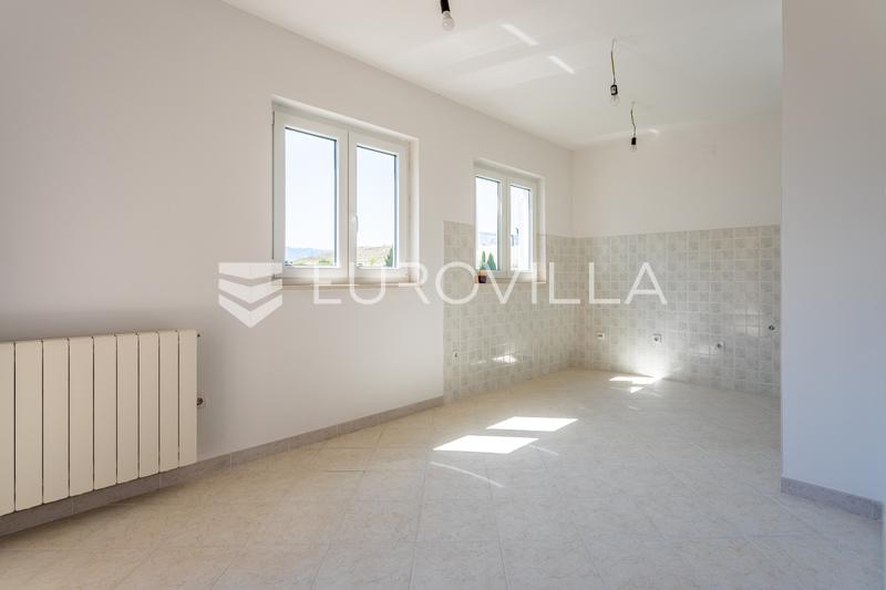 Split, Kamen, samostojeća kuća ukupne bruto površine 492 m² - 22