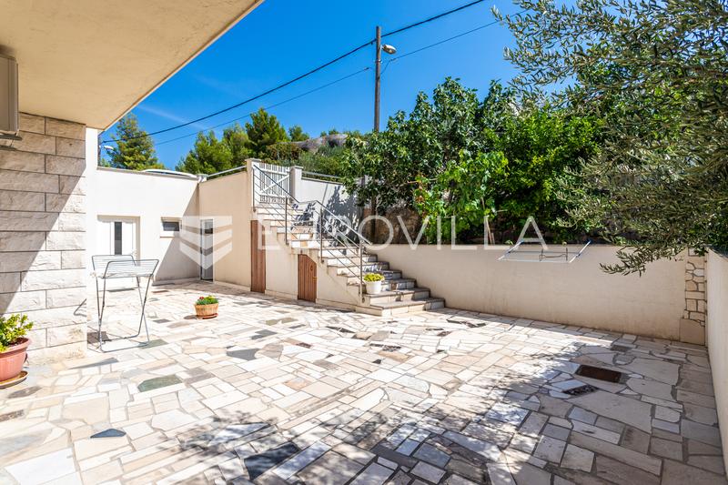 Split, Kamen, samostojeća kuća ukupne bruto površine 492 m² - 6