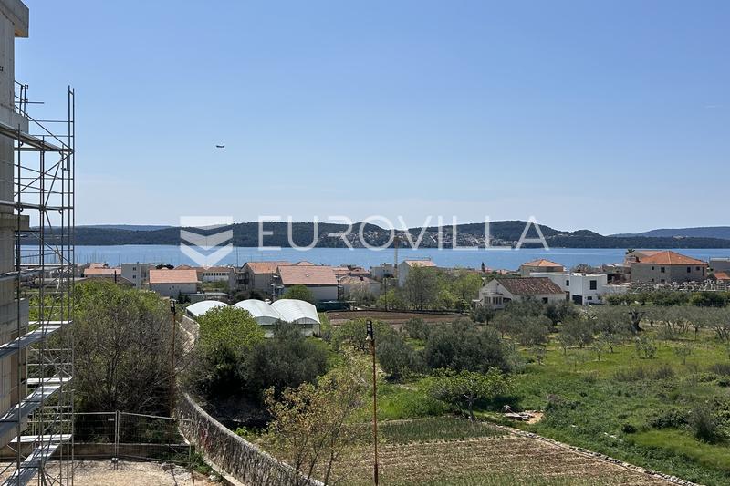 Trogir, Seget Donji, two-bedroom apartment on the first floor, net usable area 90 m² - S3 - D - 11