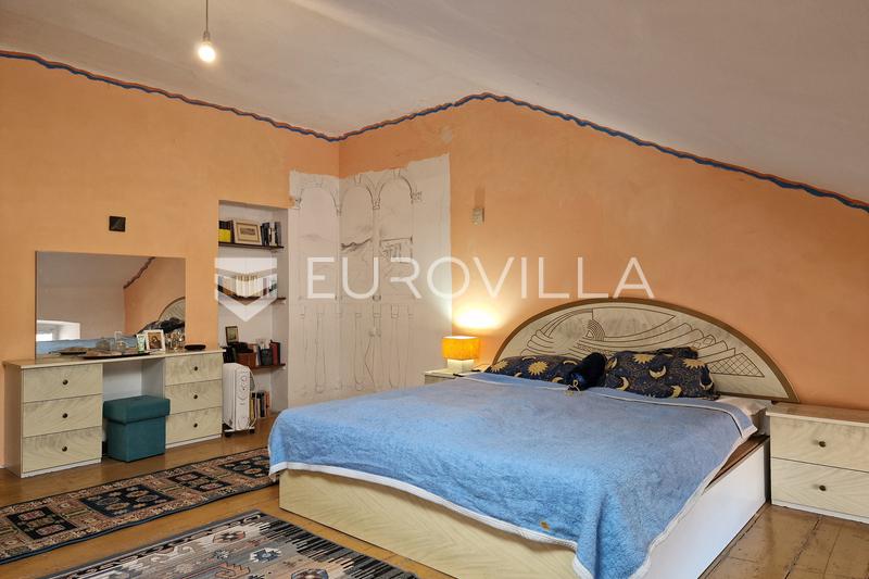 Pula, Stan 115 m² u centru s pogledom na Arenu i more u neposrednoj blizini - 32