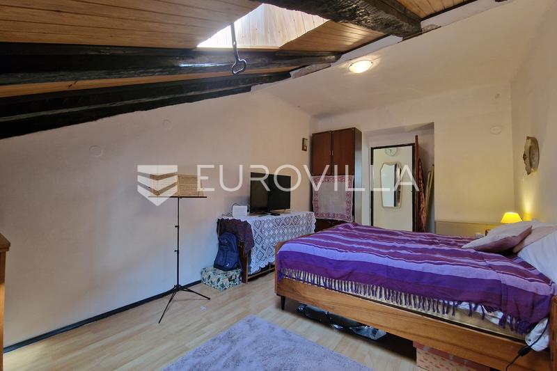 Pula, Stan 115 m² u centru s pogledom na Arenu i more u neposrednoj blizini - 20
