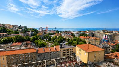 Rijeka, Belvedere, prostorný čtyřpokojový byt o rozloze 108,38 m² vedle parku Hosta
