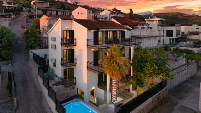 Ciovo, villa de luxo com piscina e vista para o mar