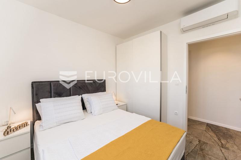 Sveti Filip i Jakov, Luxury Duplex Penthouse with Jacuzzi, 2nd Row to the Sea - 13
