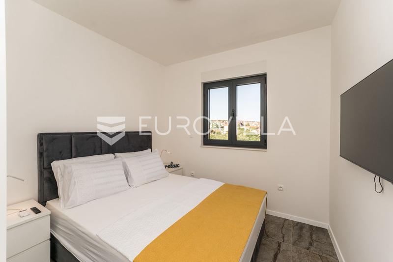 Sveti Filip i Jakov, Luxury Duplex Penthouse with Jacuzzi, 2nd Row to the Sea - 14