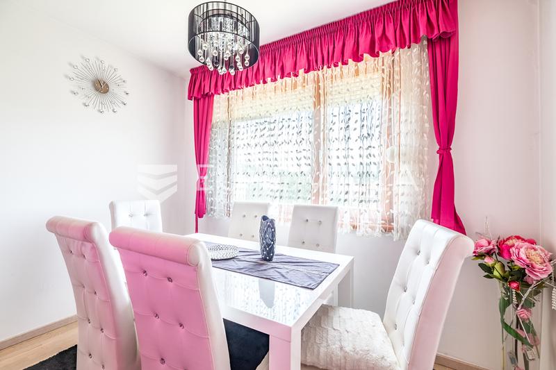 Záhřeb, Donja Kustošija, třípokojový byt s lodžií 80 m² - 3