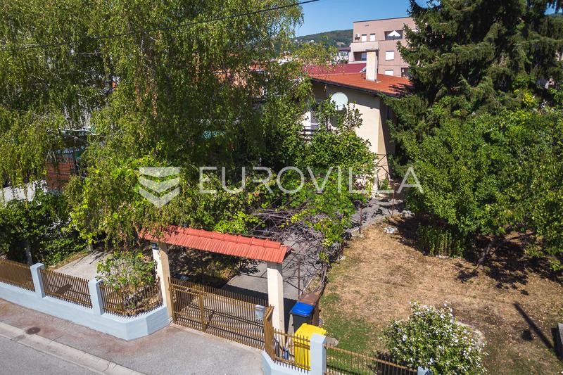 Zagreb, Stenjevec, Einfamilienhaus mit zwei separaten Wohnungen, mit einer Nettowohnfläche von 192 m². - 28