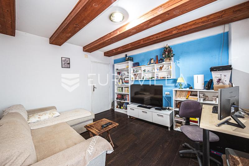Zagreb, Stenjevec, Einfamilienhaus mit zwei separaten Wohnungen, mit einer Nettowohnfläche von 192 m². - 13