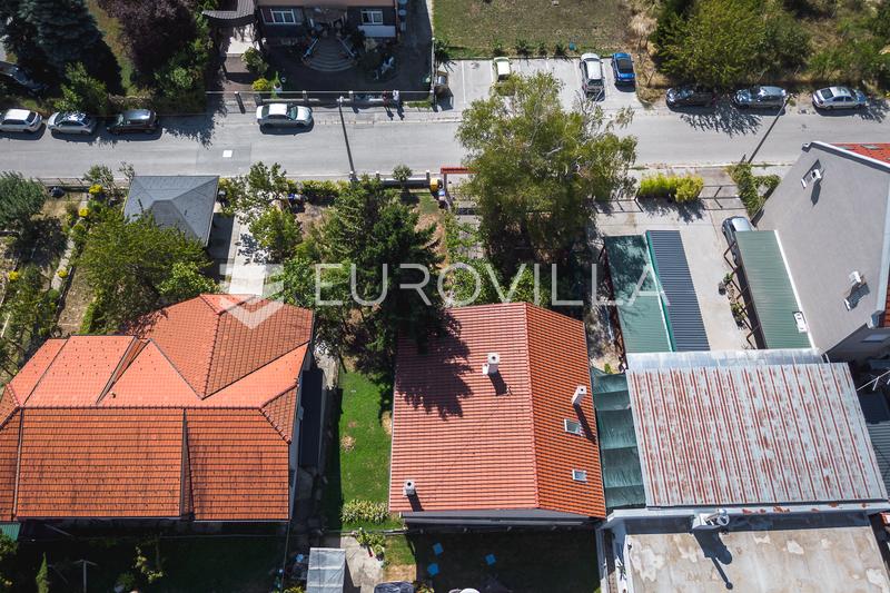 Zagreb, Stenjevec, Einfamilienhaus mit zwei separaten Wohnungen, mit einer Nettowohnfläche von 192 m². - 27