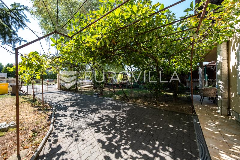 Zagreb, Stenjevec, Einfamilienhaus mit zwei separaten Wohnungen, mit einer Nettowohnfläche von 192 m². - 34